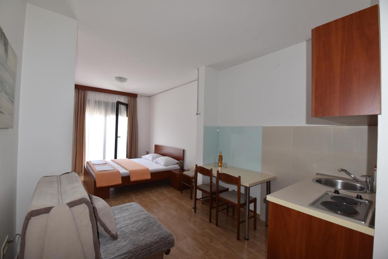 Studio Apartments 6 Palmi Budva Exterior photo